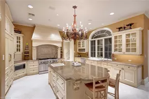 1132 Dormie Dr, Naples, FL 34108 - Photo 11