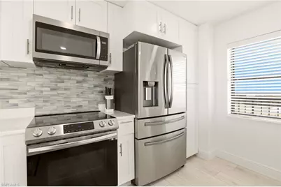 26300 Hickory Blvd #806, Bonita Springs, FL 34134 - Photo 13