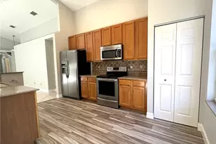 1356 Triandra Ln, Naples, FL 34119 - Photo 9