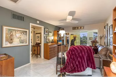 5 High Point Cir W #308, Naples, FL 34103 - Photo 9