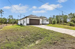 808 Willard Ave, Lehigh Acres, FL 33972 - Photo 3