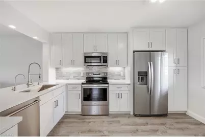 7848 Emerald Cir #J101, Naples, FL 34109 - Photo 3