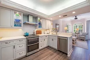 8410 Abbington Cir, Naples, FL 34108 - Photo 7