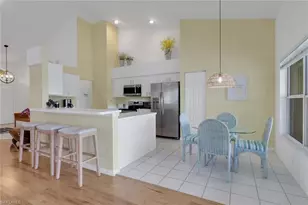 642 Lambton Ln NE, Naples, FL 34104 - Photo 7