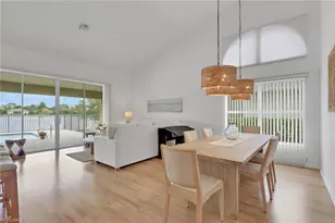 642 Lambton Ln NE, Naples, FL 34104 - Photo 5