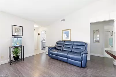 10548 Quincy Ct, Lehigh Acres, FL 33936 - Photo 9