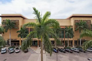 9123 Strada Pl, Naples, FL 34108 - Photo 11