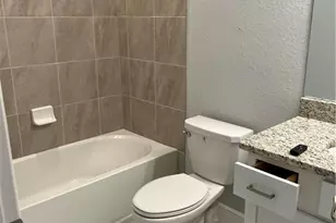 4351 Bluegrass Dr, Fort Myers, FL 33916 - Photo 11