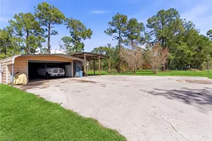 2821 24th Ave NE, Naples, FL 34120 - Photo 37