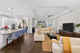 8685 Dilillo Ct, Naples, FL 34119 - Photo 5