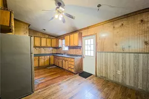 1103 SE 1st St, Chiefland, FL 32626 - Photo 5