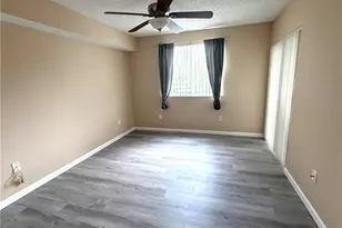 1865 Florida Club Dr, Naples, FL 34112 - Photo 17