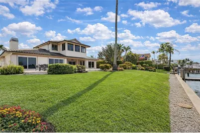 1535 Dolphin Ln, Naples, FL 34102 - Photo 11