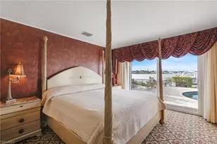 1535 Dolphin Ln, Naples, FL 34102 - Photo 25