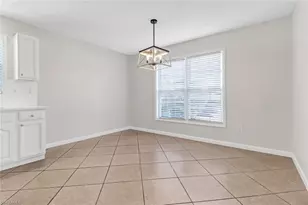 518 Leawood Cir, Naples, FL 34104 - Photo 11