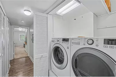 215 Cypress Way E #E2, Naples, FL 34110 - Photo 19