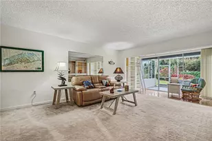 215 Cypress Way E, Naples, FL 34110 - Photo 5