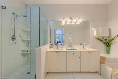 6010 Chardonnay Ln #303, Naples, FL 34119 - Photo 11