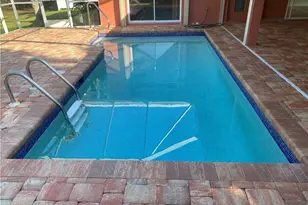 71 Heritage Way, Naples, FL 34110 - Photo 5