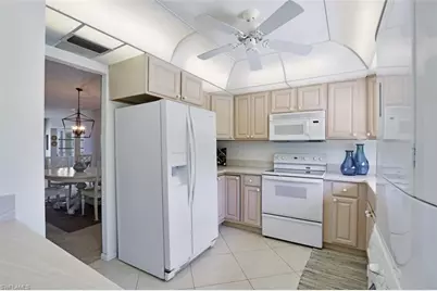 1100 8th Ave S #209C, Naples, FL 34102 - Photo 5