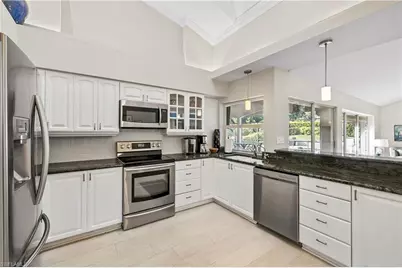 6605 Southfork, Naples, FL 34108 - Photo 9