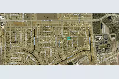 1425 NE 21st Pl, Cape Coral, FL 33909 - Photo 3