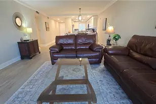 12945 Vanderbilt Dr, Naples, FL 34110 - Photo 11