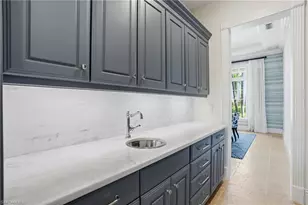 160 16th Ave S, Naples, FL 34102 - Photo 15