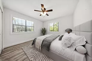 360 Desoto Blvd S, Naples, FL 34117 - Photo 9