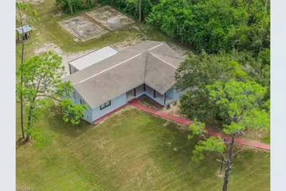 360 Desoto Blvd S, Naples, FL 34117 - Photo 25