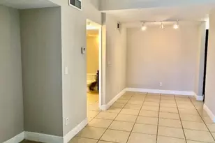 150 Santa Clara Dr, Naples, FL 34104 - Photo 25