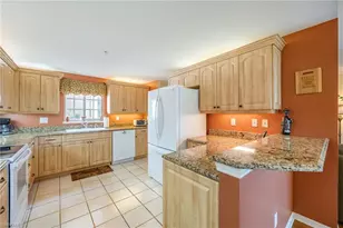 760 Waterford Dr, Naples, FL 34113 - Photo 13