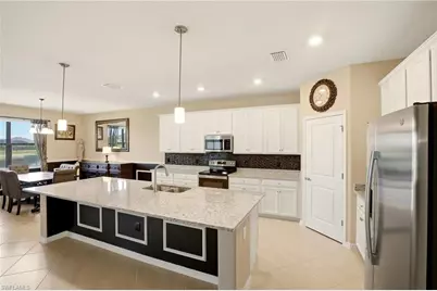 3341 Antilla Ct, Fort Myers, FL 33905 - Photo 7