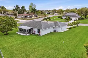 750 Cherry Blossom Ct, Naples, FL 34120 - Photo 21