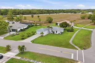 750 Cherry Blossom Ct, Naples, FL 34120 - Photo 31