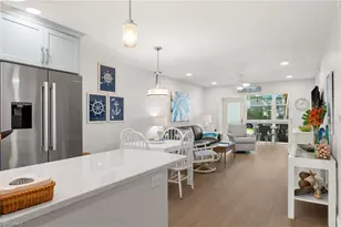 1021 3rd St S, Naples, FL 34102 - Photo 13