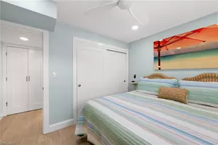 1021 3rd St S, Naples, FL 34102 - Photo 17