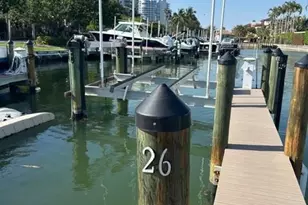 Bs# 26 4090 Gulf Shore Blvd N, Naples, FL 34103 - Photo 3