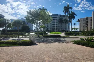 3000 Gulf Shore Blvd N, Naples, FL 34103 - Photo 3