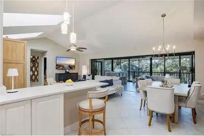 752 Eagle Creek Dr #302, Naples, FL 34113 - Photo 15