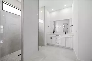 642 NW 28th Terrace, Cape Coral, FL 33993 - Photo 23