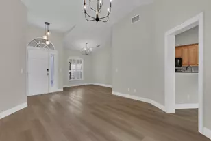 6070 Lancewood Way, Naples, FL 34116 - Photo 5