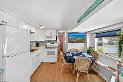 14 Limetree Park Dr, Bonita Springs, FL 34135 - Photo 5