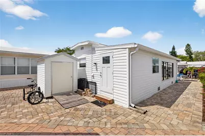 14 Limetree Park Dr, Bonita Springs, FL 34135 - Photo 17