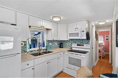 14 Limetree Park Dr, Bonita Springs, FL 34135 - Photo 3