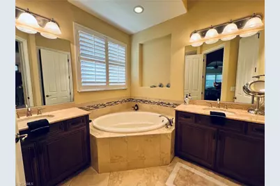 15903 Secoya Reserve Cir, Naples, FL 34110 - Photo 11
