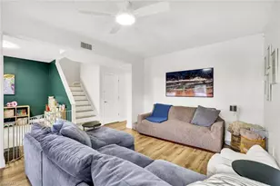 534 Leawood Cir, Naples, FL 34104 - Photo 3