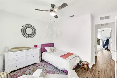 534 Leawood Cir, Naples, FL 34104 - Photo 13