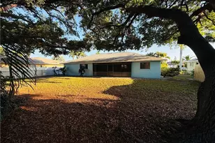 2220 SE 8th Terrace, Cape Coral, FL 33990 - Photo 23