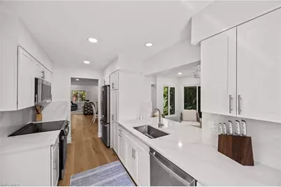 375 8th Ave S #D, Naples, FL 34102 - Photo 5